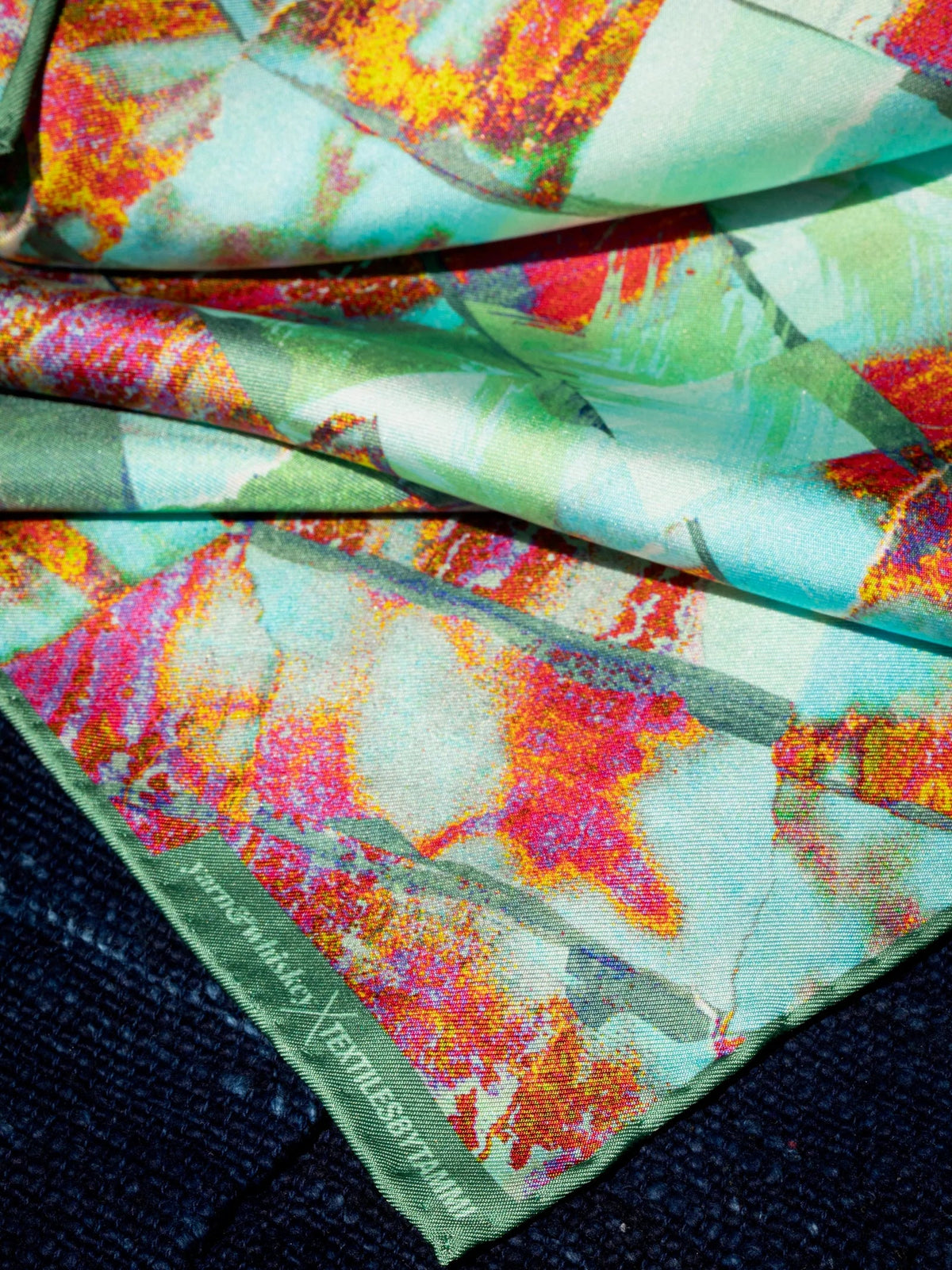 Amnesia Silk Twill Scarf | Double-Sided 34 inch